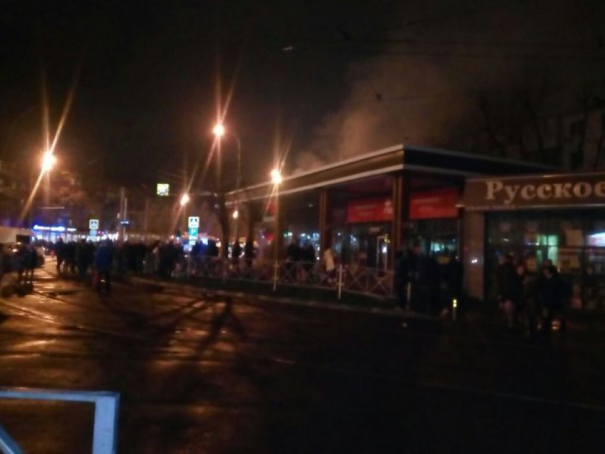  Iphone X сгорел: В Краснодаре вспыхнули сразу несколько салонов сотовой связи 