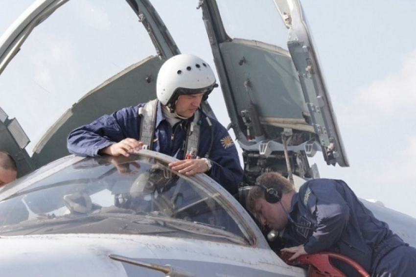На Кубани проходят учения с участием 1,5 тыс. военных летчиков