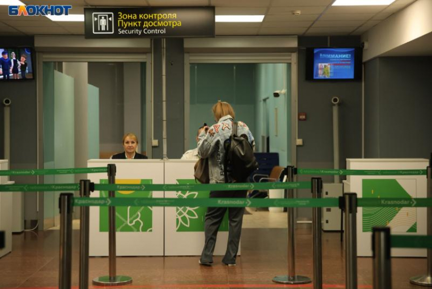 «Краснодарцы же зажиточные»: пассажир ополчился на аэропорт из-за баснословных цен на авиабилеты 