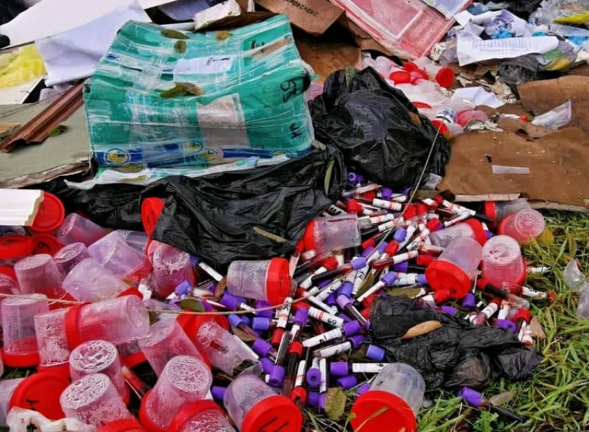 В Краснодаре разбираются, какой вред почве нанесла свалка медицинских отходов