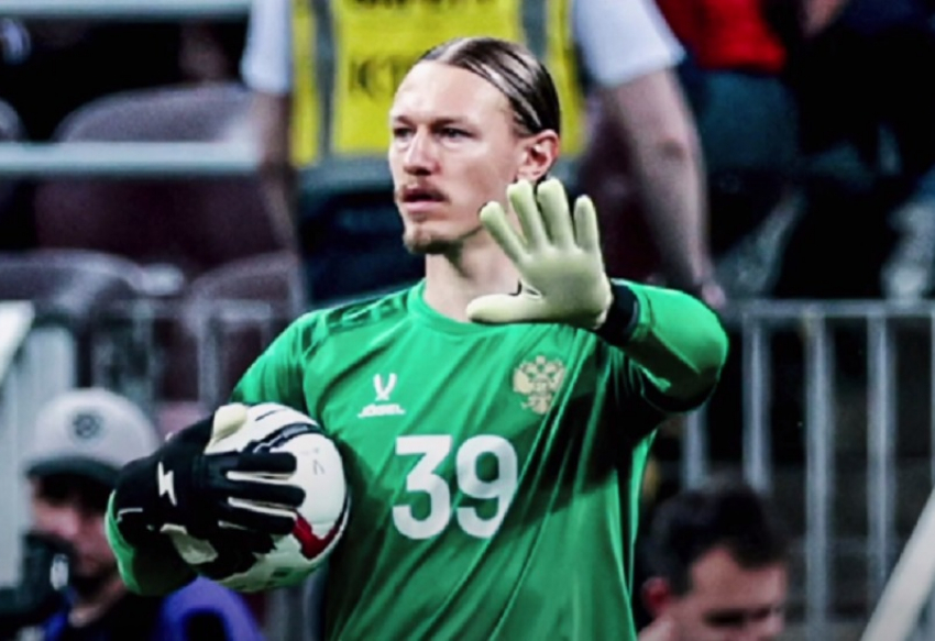 Футболиста Матвея Сафонова назвали автором лучшего сейва 2025 года