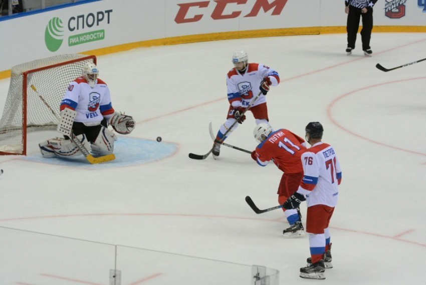  Команда Путина в Сочи обыграла «Звезд НХЛ» 