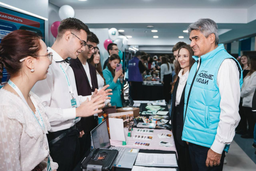 В Краснодаре «Новые люди» помогли студенткам разработать проект медцентра для лечения расстройств пищевого поведения