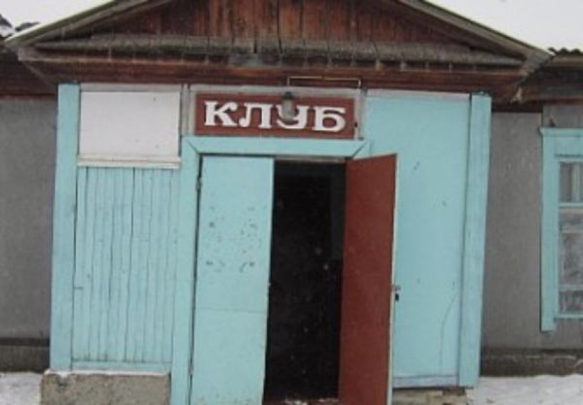 На Кубани разрушаются и требуют ремонта две трети сельских клубов