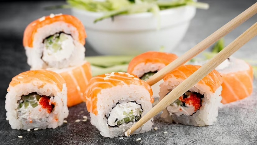 Суд обязал сменить двусмысленное название сеть доставки суши «ЁбидоЁби»