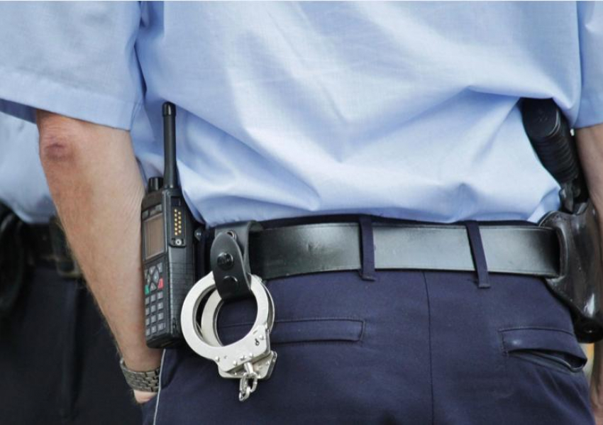 Не оплачивают переработки: в Сочи полицейский пожаловался на руководство