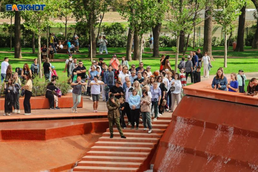 «Работники все испортили»: приезжие с негативом набросились на парк Галицкого