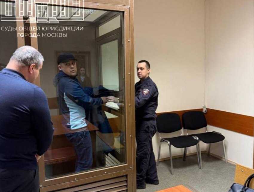 Бойфренда избитой модели из Краснодара поместили под домашний арест 