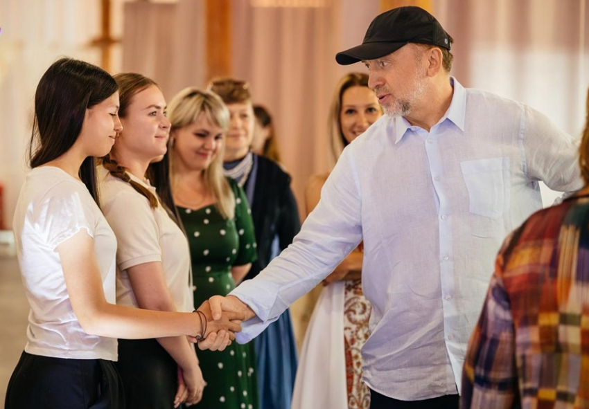 Миллиардер Дерипаска побывал на земле предков в Краснодарском крае