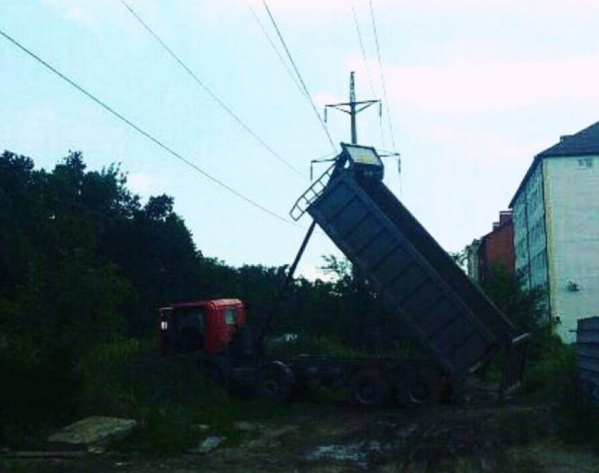  На севере Краснодара восстановили электричество 