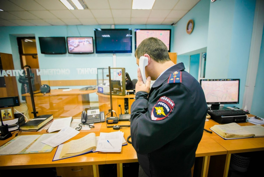 Полиция проверяет видео драки мам в парке Краснодара