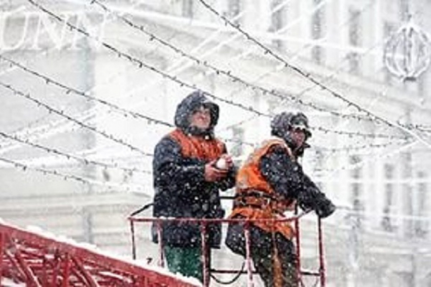 В Лазаревском и Адлерском районе отключили свет из-за аварии на сетях