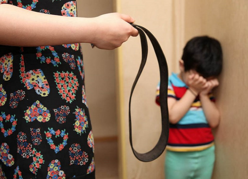 Горе-мамаша из Краснодара предстанет перед судом за истязания малолетнего сына