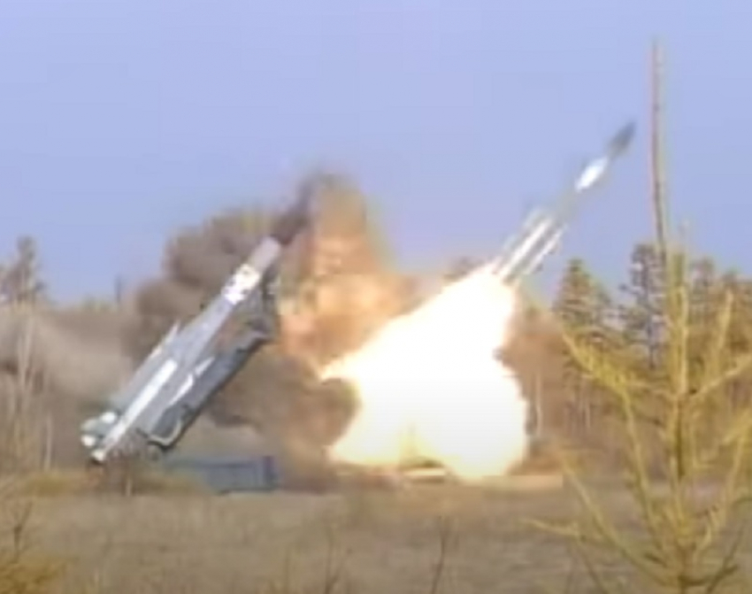 ПВО сбили две украинские ракеты над Азовским морем
