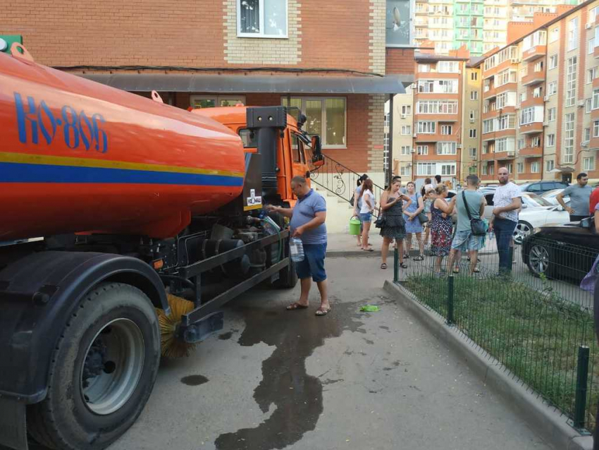 Десятки жителей поселка Краснодарский пострадали от острой кишечной инфекции
