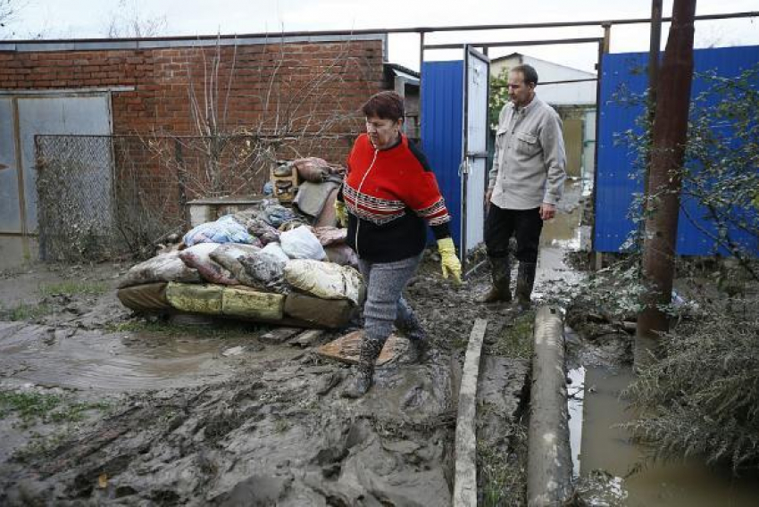 На чиновников Апшеронского района завели уголовное дело после наводнения
