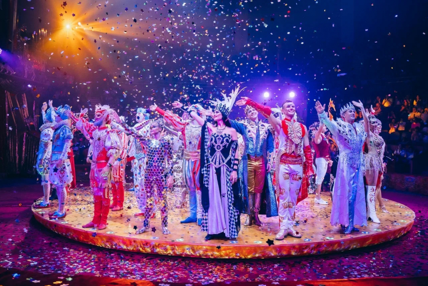 Тигры, воздушные гимнасты без страховки и зрелищное шоу: в Краснодар приехал «Королевский цирк»