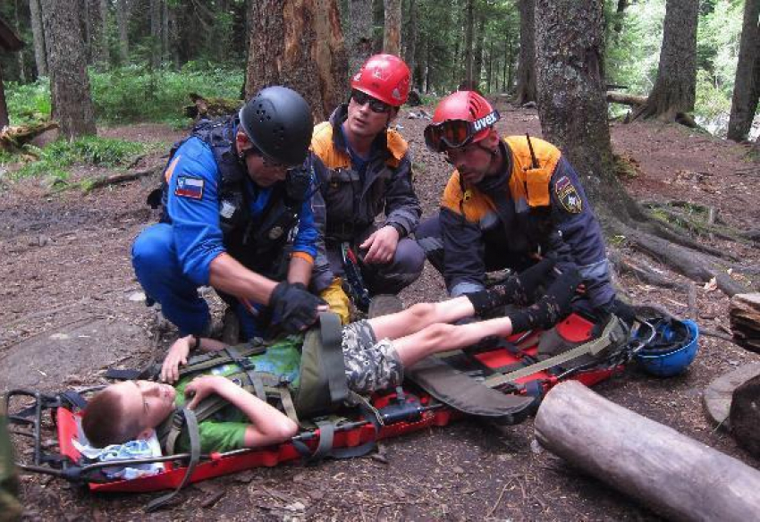 Ребенка с ожогами ног эвакуировали из высокогорья в Сочи