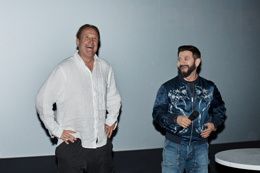 «Люди с юга теплее: моя энергия»: за что известный режиссер Марюс Вайсберг полюбил кубанских актеров