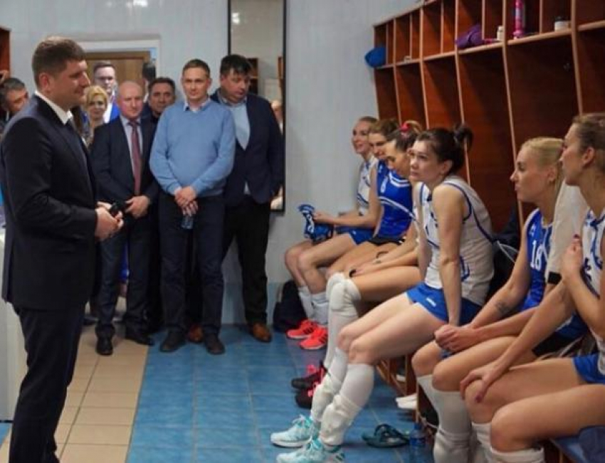 Вице-губернатору Кубани Алексеенко «хотелось сказки» от волейболисток «Динамо»
