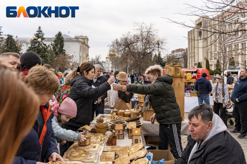 В центре Краснодара на 19 дней откроют рождественскую ярмарку