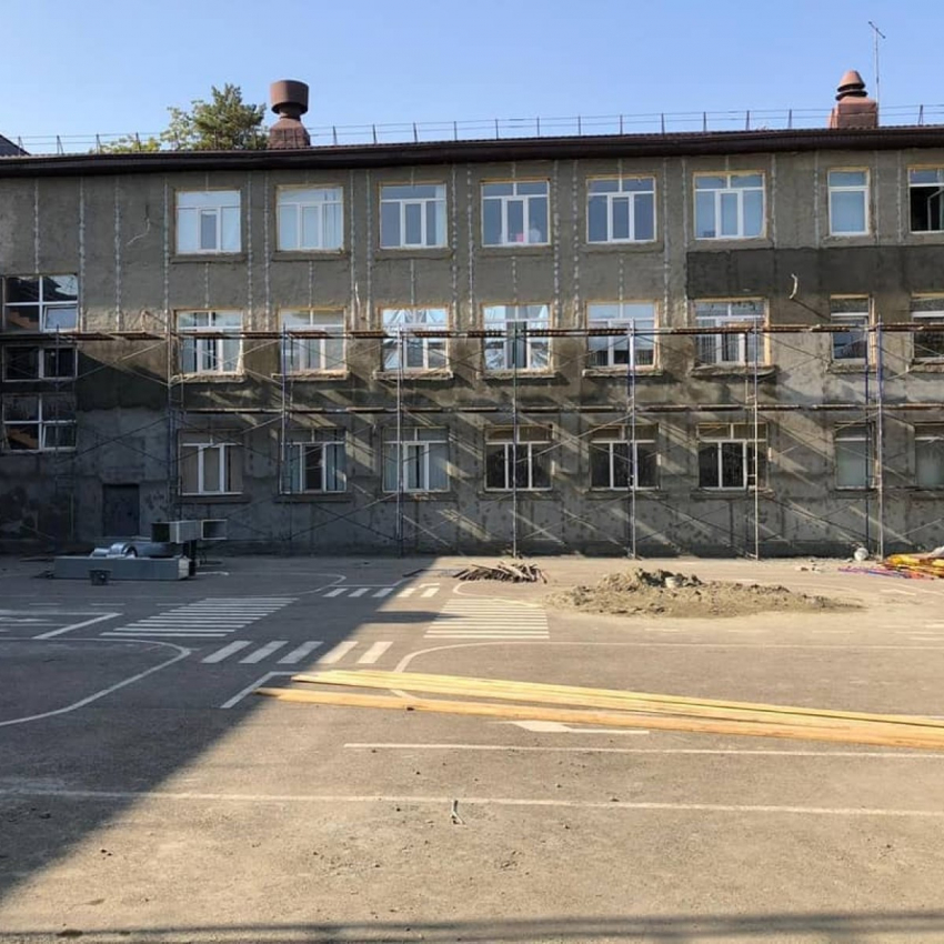 Мэрия Краснодара рассказала о ремонтных работах в гимназии №69
