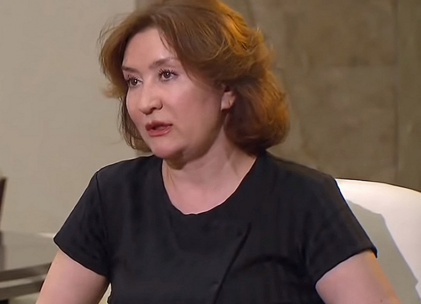 СКР возбудил уголовное дело на экс-судью Елену Хахалеву