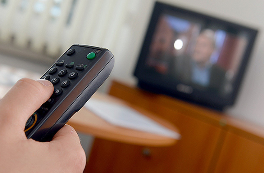 Житель Краснодара украл телевизор у своей матери