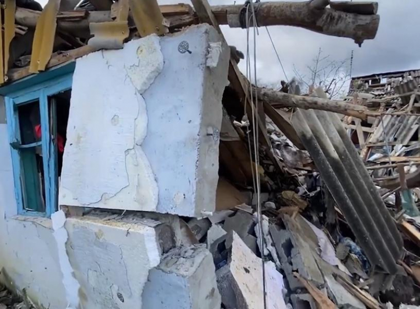 Груды обломков после налета БПЛА на Кубань показали власти