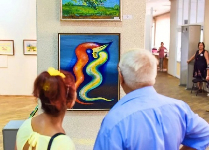 Выставка картин пациентов психиатрических стационаров открылась в Краснодаре