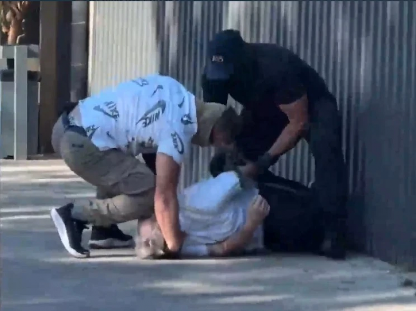 Силовики скрутили 63-летнего краснодарца за передачу данных о заводах и военной технике 