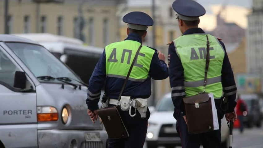 В Ейске задержали парня, перекинувшего полицейского через бедро 