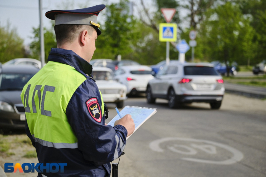 В Славянске-на-Кубани задержанный сотрудниками ГИБДД парень оказался в розыске за убийство