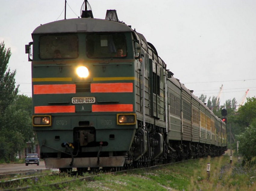 В Краснодаре поезд «Новороссийск-Нижний Новгород» насмерть сбил мужчину
