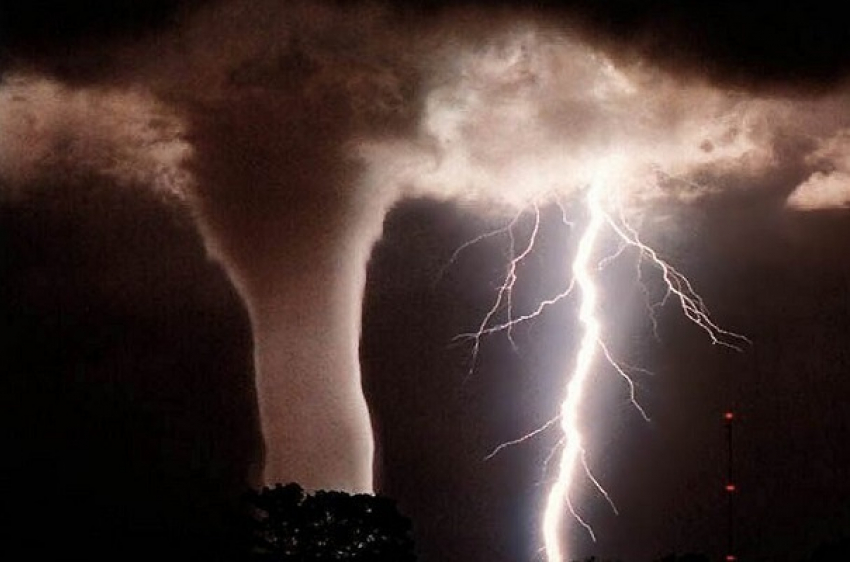 На Сочи и Туапсе обрушатся смерчи