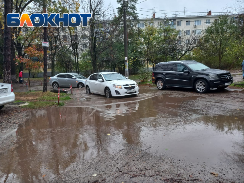 В Краснодарском крае из-за дождей ожидают подтопления, выходы рек из берегов и сходы селей