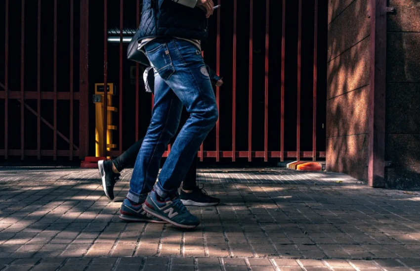 В Краснодаре построят более 7 километров тротуара 