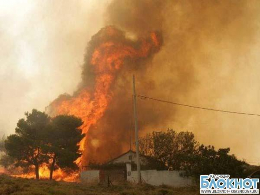 В Мостовском районе из-за неисправного дымохода сгорел дом