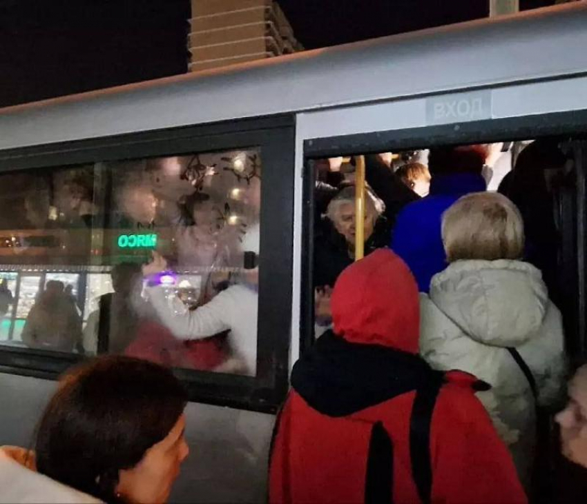 В Краснодаре пообещали решить проблемы с пробками и нехваткой общественного транспорта