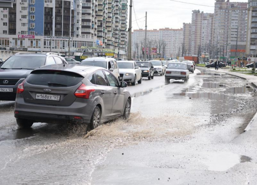 В Краснодаре улицу 40-летия Победы будут ремонтировать больше восьми месяцев
