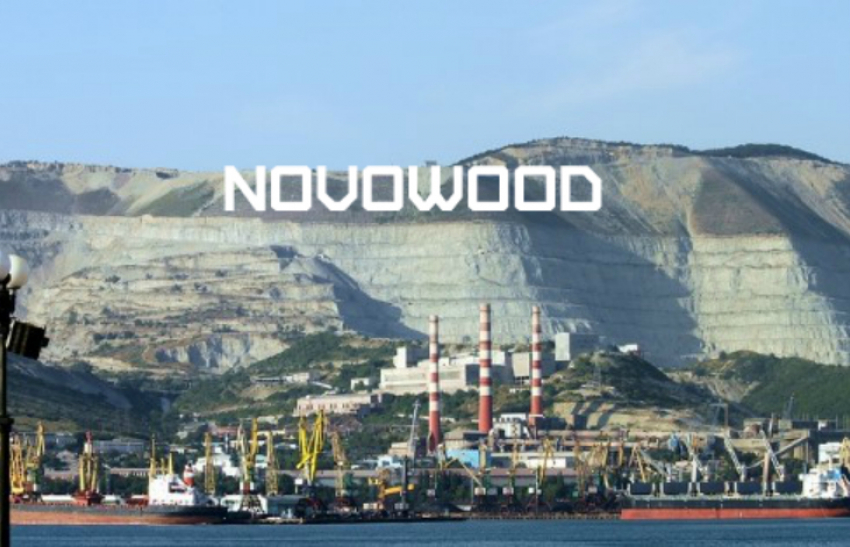Надпись NOVOWOOD предлагают разместить на горах жители Новороссийска