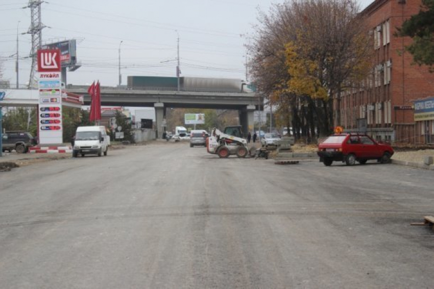  Первый участок улицы Новороссийской в Краснодаре заасфальтировали 