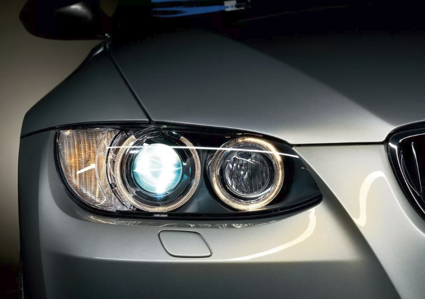 Загляни в справочник в рубрику «Автомир»