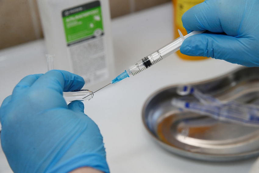 Более миллиона человек привили от гриппа на Кубани 
