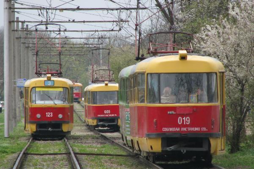 Семь трамвайных маршрутов изменят схему движения
