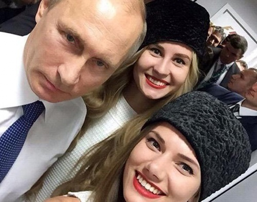 Селфи с Путиным опубликовала финалистка «Мисс Россия»