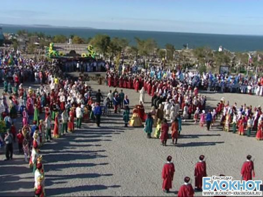 В этностанице «Атамань» стартовал фестиваль «Легенды Тамани»