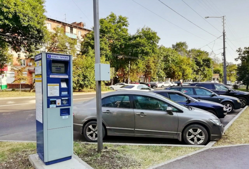 В Краснодаре за нарушение правил парковки оштрафовали больше тысячи человек 