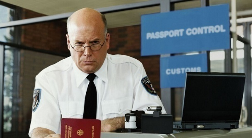 "Уральские авиалинии» привезли в Краснодар мужчину с просроченным паспортом