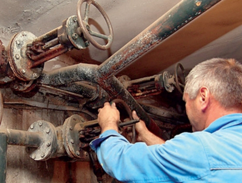 В Краснодаре назвали «счастливчиков», попавших под отключение горячей воды в разгар сезона